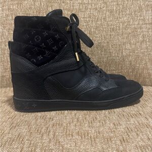 ♥️ Authentic LV Louis Vuitton Cliff Top Leather Sneaker Boots Size 37.5 ❤️